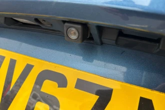 Vehicle Thumbnail 18