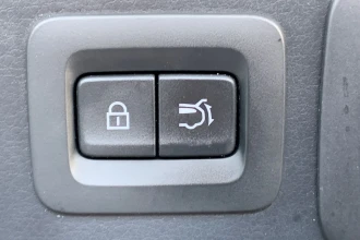 Vehicle Thumbnail 28
