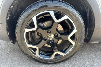 Vehicle Thumbnail 21
