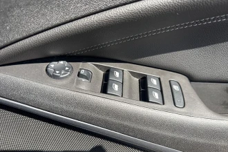 Vehicle Thumbnail 36