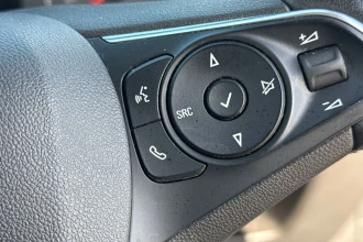 Vehicle Thumbnail 38
