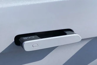 Vehicle Thumbnail 24