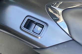 Vehicle Thumbnail 28