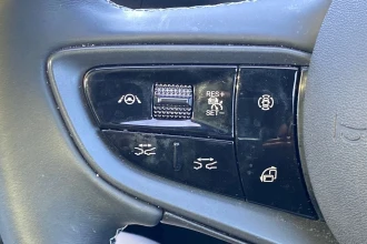Vehicle Thumbnail 34