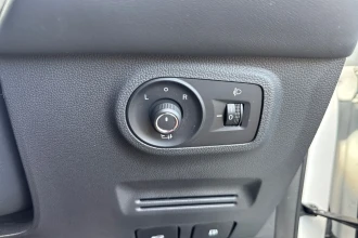 Vehicle Thumbnail 31