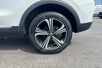 Vehicle Thumbnail 11