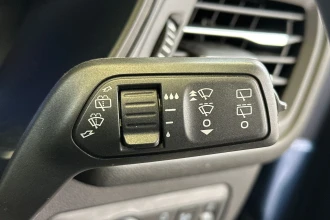 Vehicle Thumbnail 32