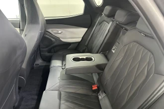Vehicle Thumbnail 25