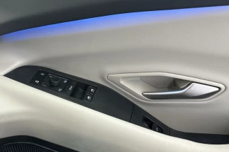 Vehicle Thumbnail 35