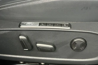 Vehicle Thumbnail 36