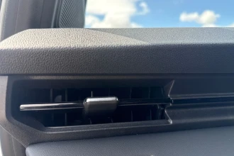 Vehicle Thumbnail 25