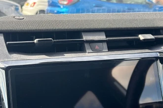 Vehicle Thumbnail 30