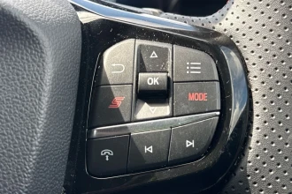 Vehicle Thumbnail 38