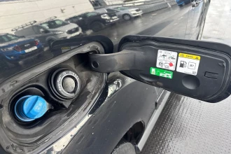 Vehicle Thumbnail 7