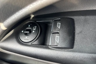 Vehicle Thumbnail 9