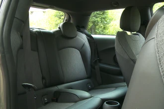 Vehicle Thumbnail 6
