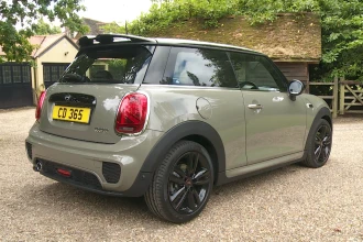 Vehicle Thumbnail 13