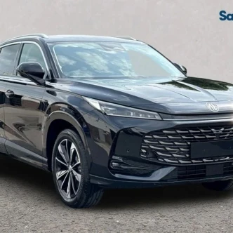 MG HS Trim Levels Explained: SE, Trophy and Trophy PHEV