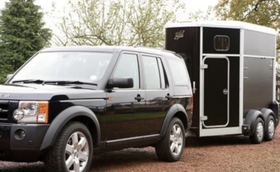 Best Cars and Vans for Towing in the UK in 2026