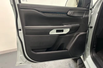 Vehicle Thumbnail 28