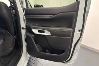 Vehicle Thumbnail 32