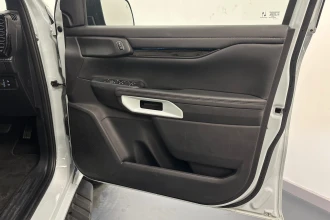 Vehicle Thumbnail 33