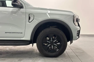 Vehicle Thumbnail 54