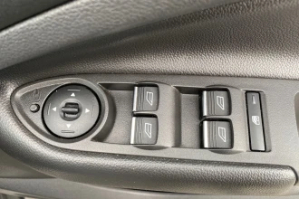 Vehicle Thumbnail 25