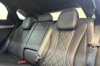 Vehicle Thumbnail 16