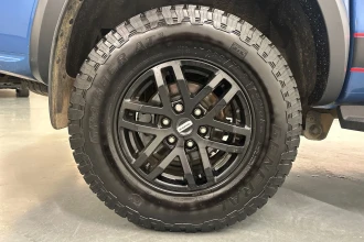 Vehicle Thumbnail 23