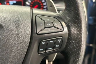 Vehicle Thumbnail 30