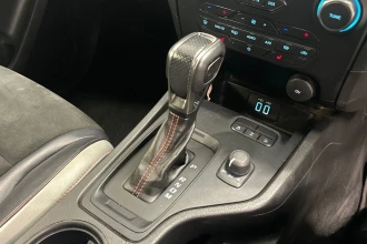 Vehicle Thumbnail 32