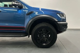 Vehicle Thumbnail 44