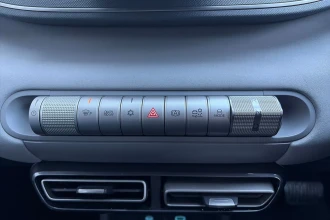 Vehicle Thumbnail 25