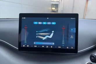 Vehicle Thumbnail 32