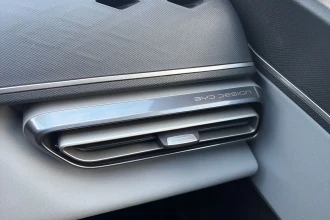 Vehicle Thumbnail 48