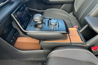 Vehicle Thumbnail 34