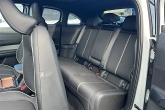 Vehicle Thumbnail 36