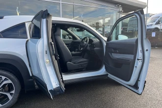 Vehicle Thumbnail 46