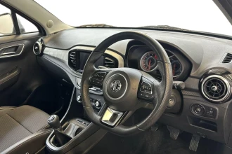 Vehicle Thumbnail 12