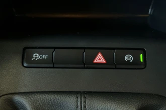 Vehicle Thumbnail 32