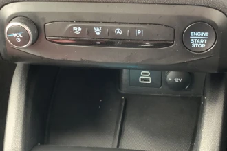 Vehicle Thumbnail 30