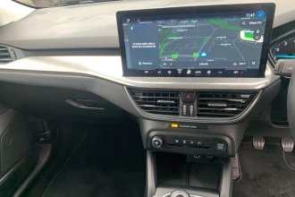 Vehicle Thumbnail 33