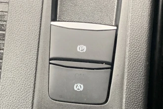 Vehicle Thumbnail 35