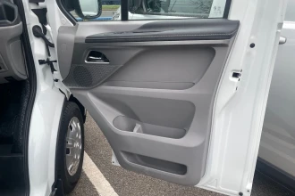 Vehicle Thumbnail 17