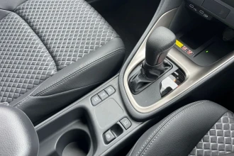 Vehicle Thumbnail 30