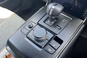 Vehicle Thumbnail 18