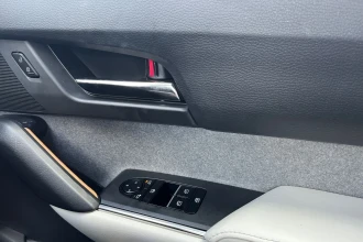 Vehicle Thumbnail 23