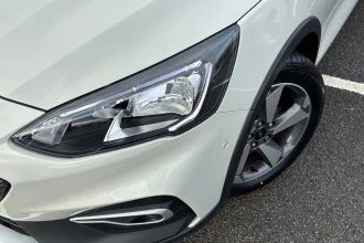 Vehicle Thumbnail 26