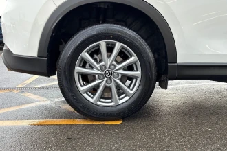 Vehicle Thumbnail 23